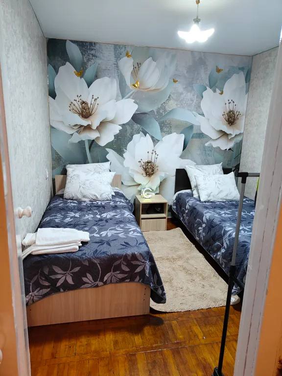 Красивый вид с 2 балконов на горы и реку