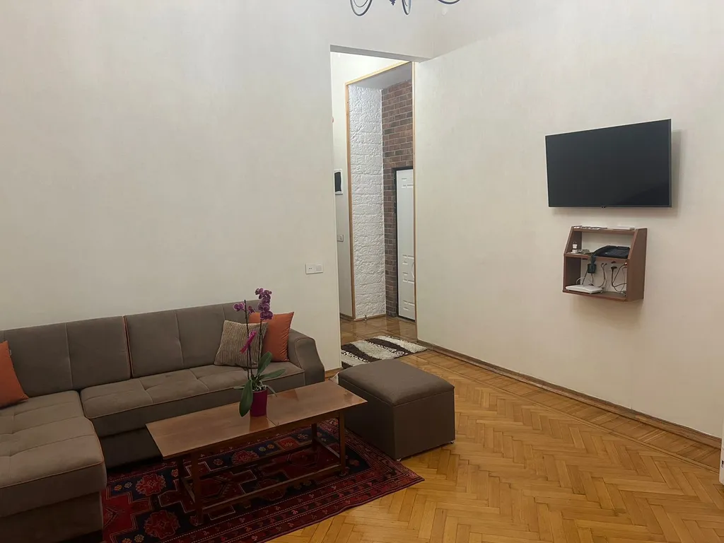 Квартира Торговая, улица Низами, площадь фонтанов — аренда посуточно в Баку