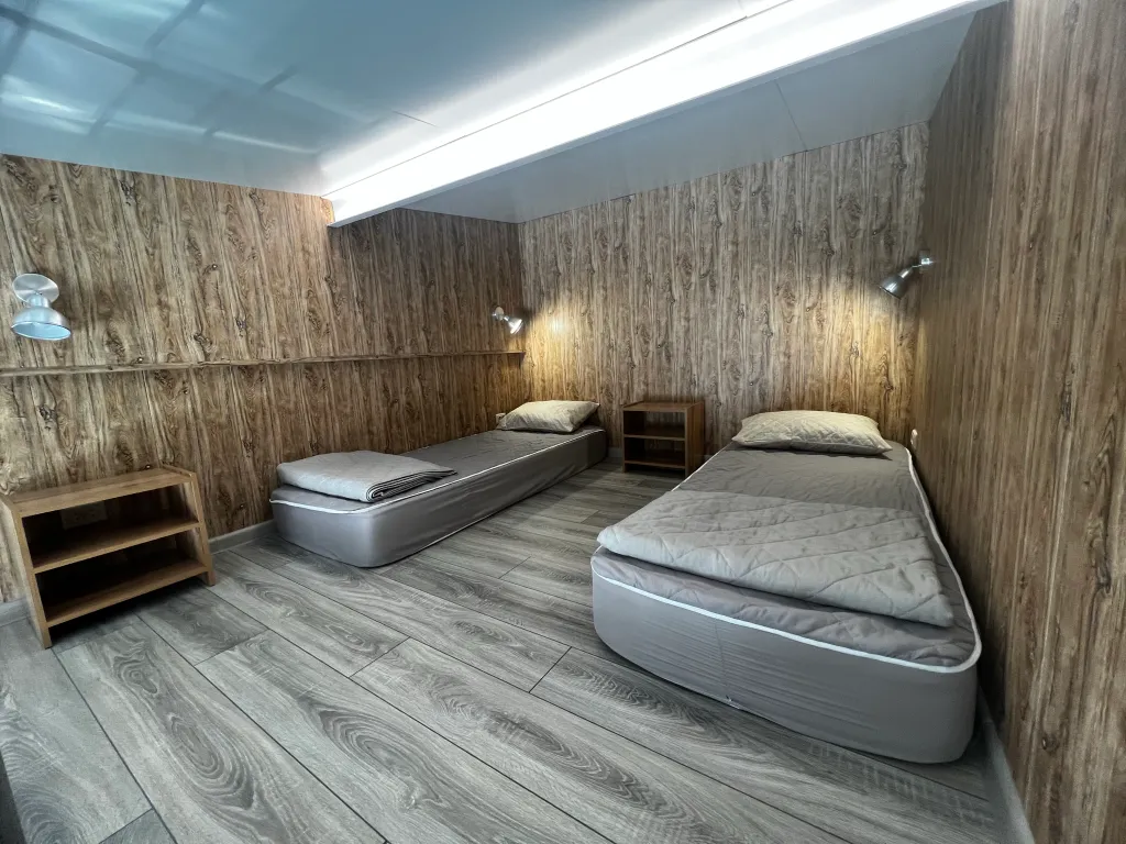 Двухэтажные апартаменты близко к трассе М4 с кондиционером, WI FI, P