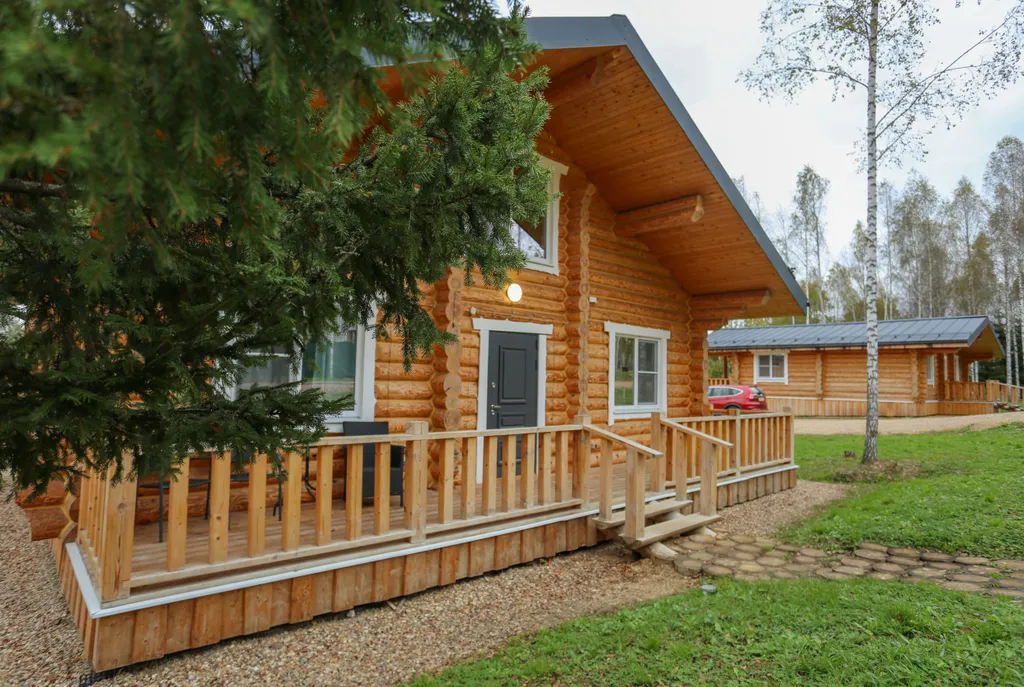 Двухэтажный деревянный коттедж в Усадьбе скульптора Эрьзи