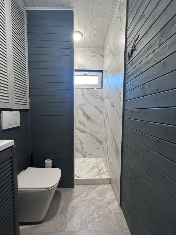 Уникальный дом-баня с собственной террасой