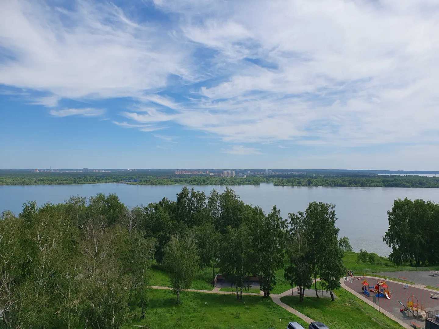 Студия посуточно, Новосибирск, Приморская улица, 24/1, объявление 1800358 —  Суточно.ру