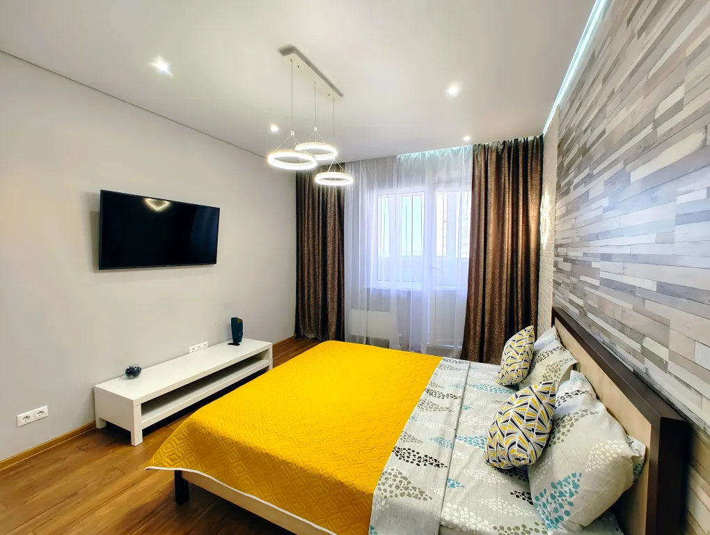 Квартира с дизайнерским ремонтом рядом с ТРЦ Аура