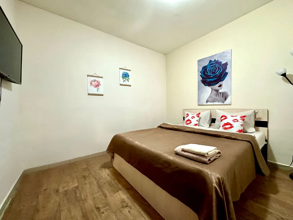 2-комнатная на Энтузиастов