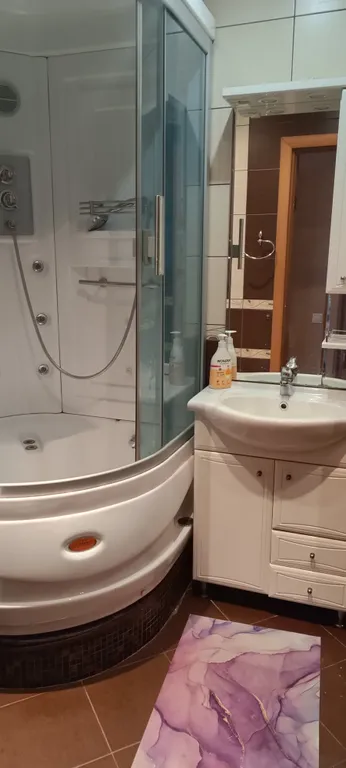 Трёхкомнатная квартира в центре