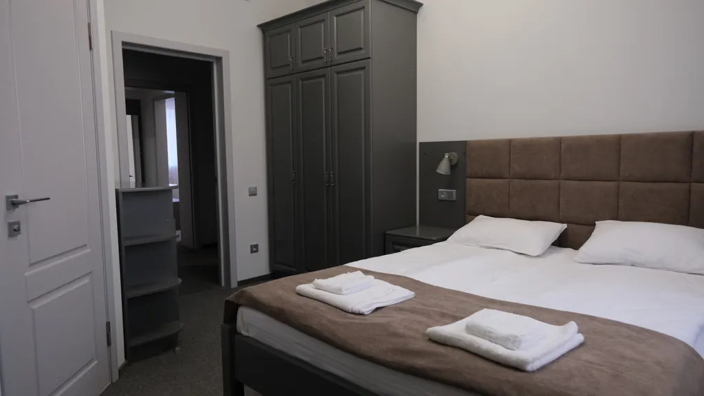 Загородный дом с бассейном