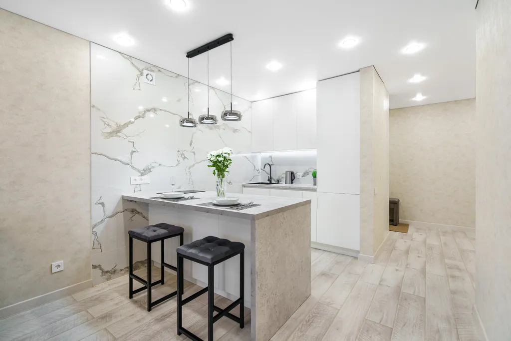 Good Night на Иванова 21