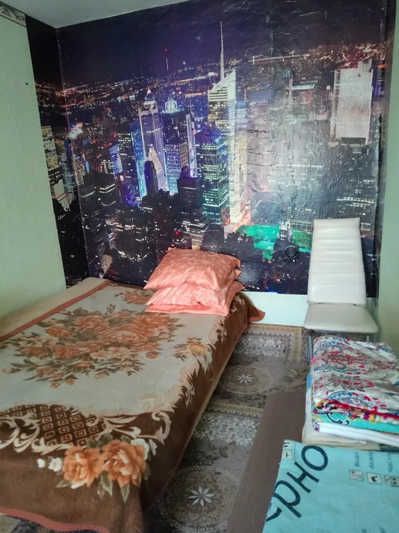 Уютная двухкомнатная квартира в центре города. Балкон застеклён