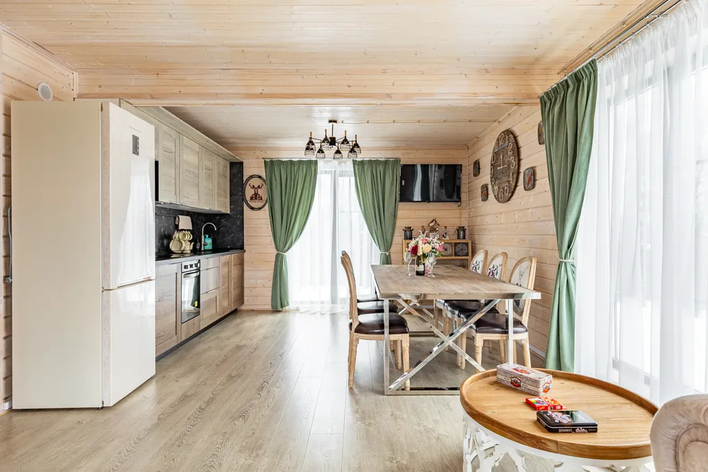 Частный дом с баней на дровах