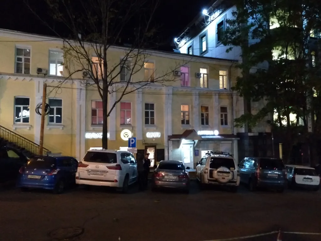 Студия в самом центре города/ двухуровневая.