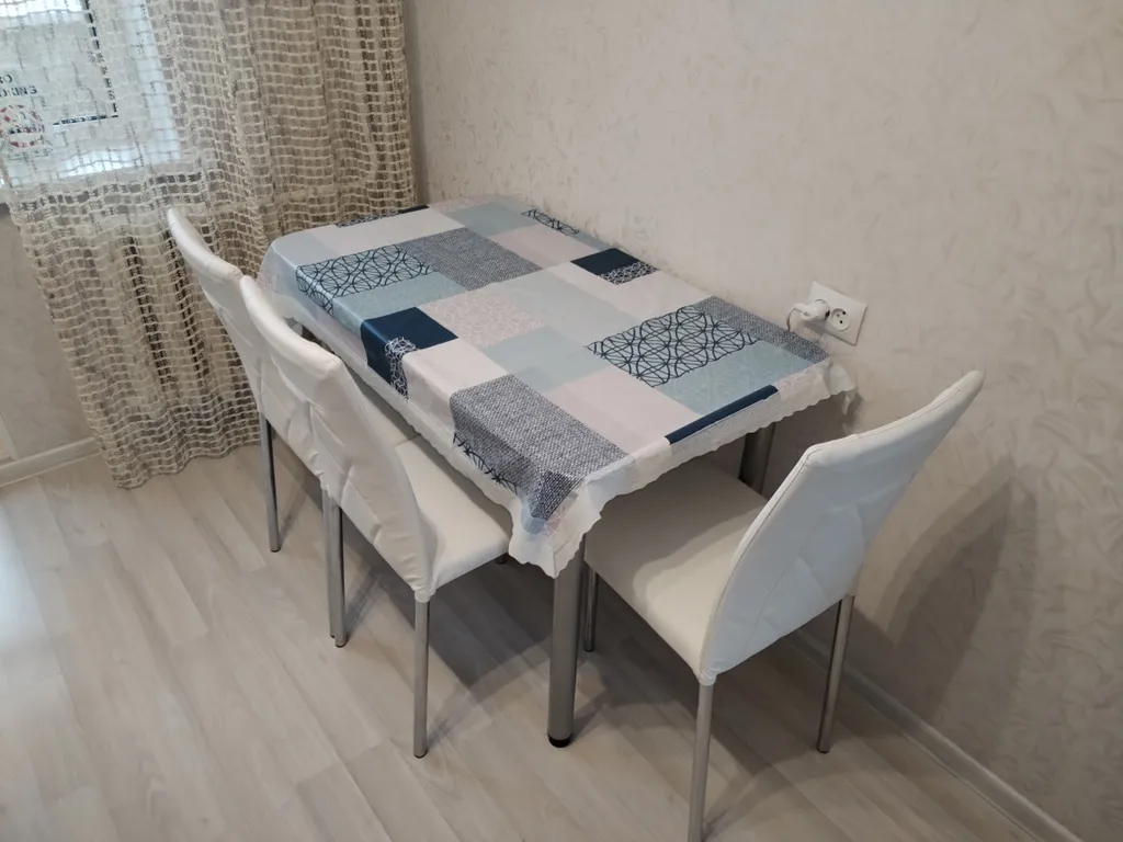 ТЦ Трио, Мега, Ледовый дворец