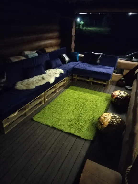 Сруб из бревна с баней внутри