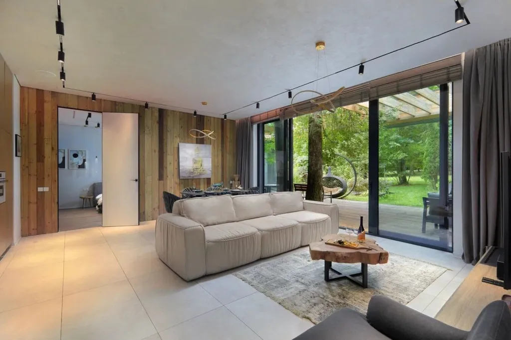 Коттедж 3-комнатный Дом — Москва