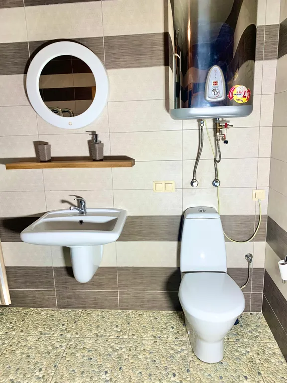 Домик у озера