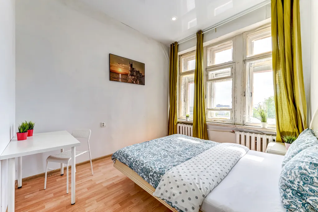 Hermitage View BR Apartment