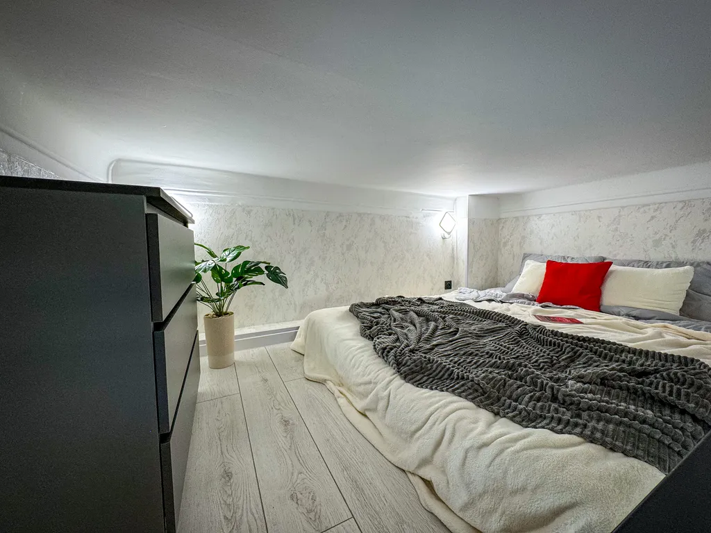 Квартира Квартира Уютная двухуровневая студия — Санкт-Петербург