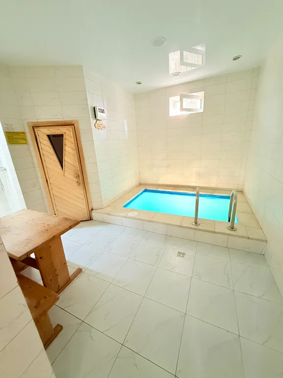 Уютный гостевой коттедж в курортной зоне города