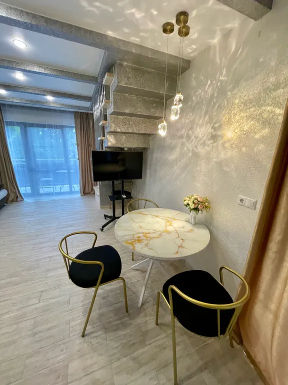 Двухуровневая уютная квартира