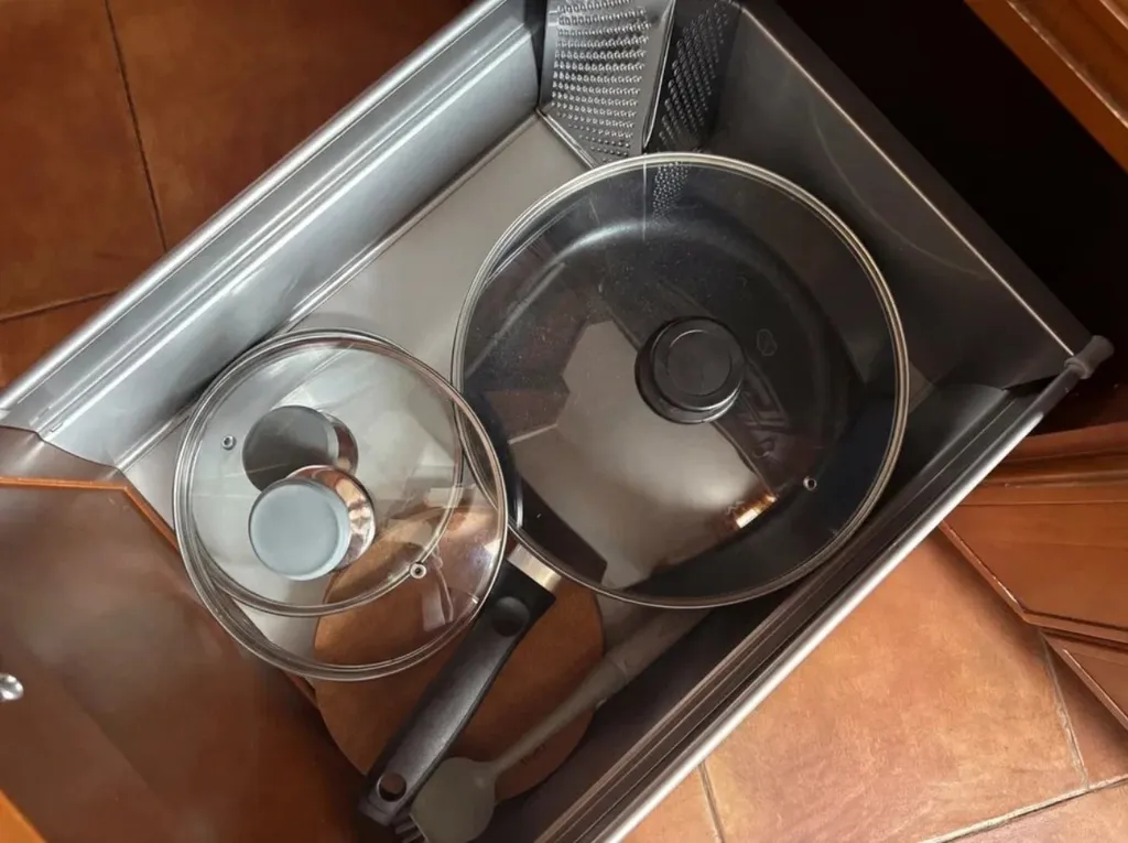 Квартира Уникальные апартаменты в легендарном здании — Москва