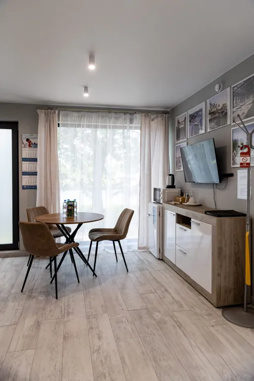 Гостевой дом в глэмпинге на берегу реки