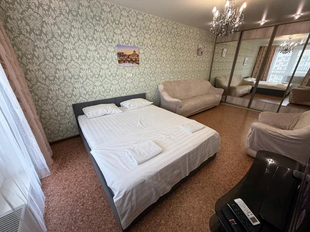 "В Гости!" на Запорожской 53 (1к квартира рядом с БЦ "Сити")