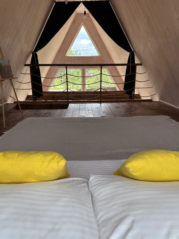 Коттедж Треугольный эко-дом с баней и чаном — Истра