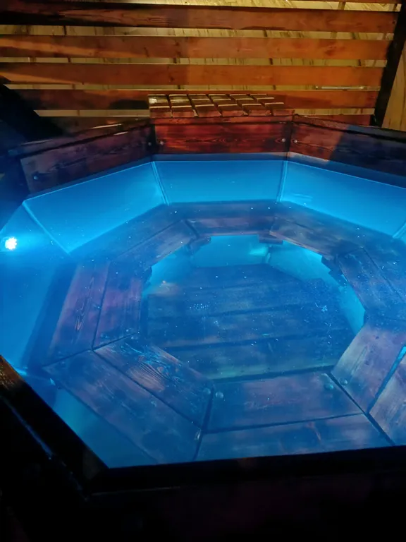 Коттедж Гостевой дом с русской баней и уличной купелью — Кириши