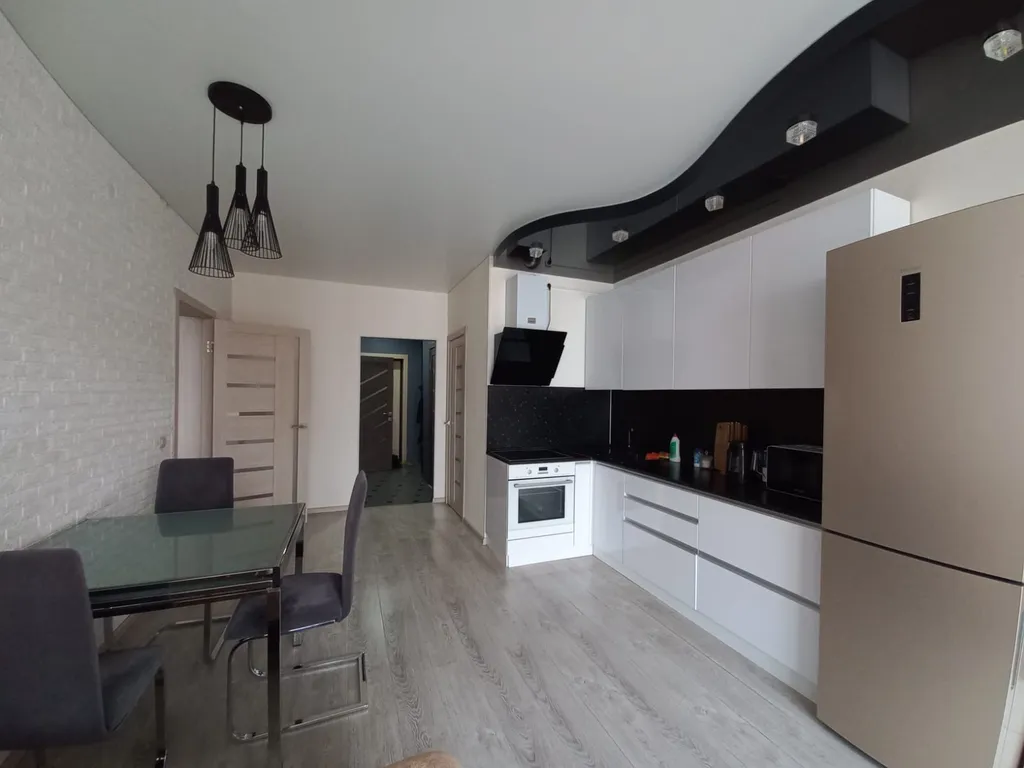 Апартаменты с видом в горы и в город