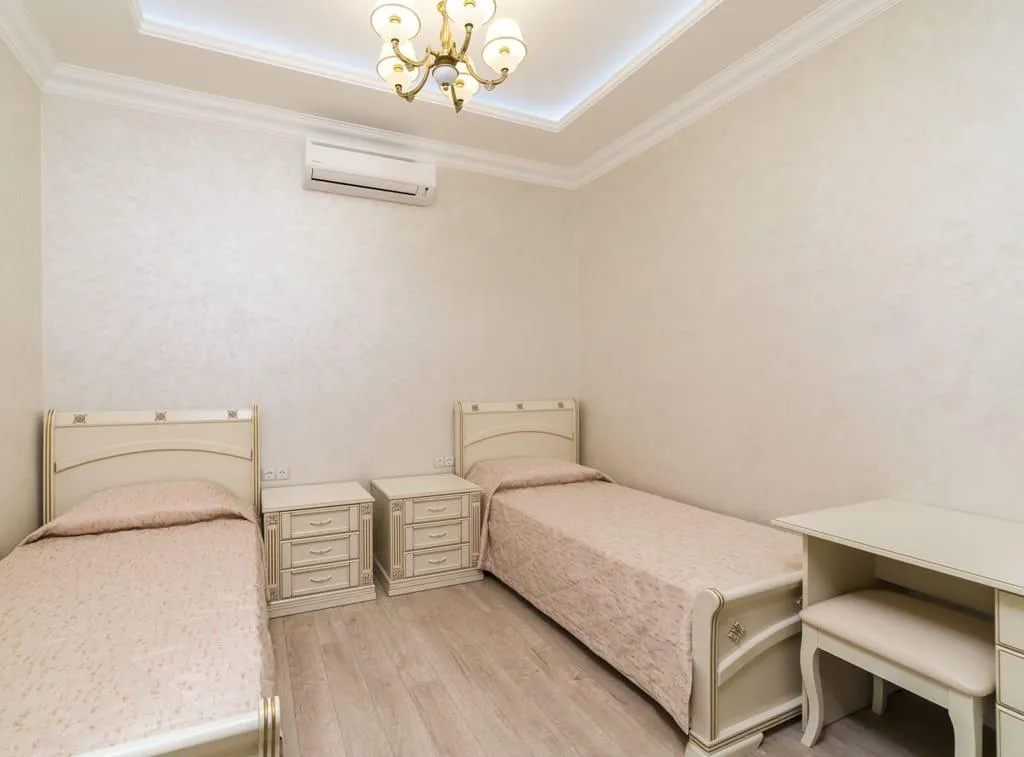 Апартамент на высоком этаже с видом на море