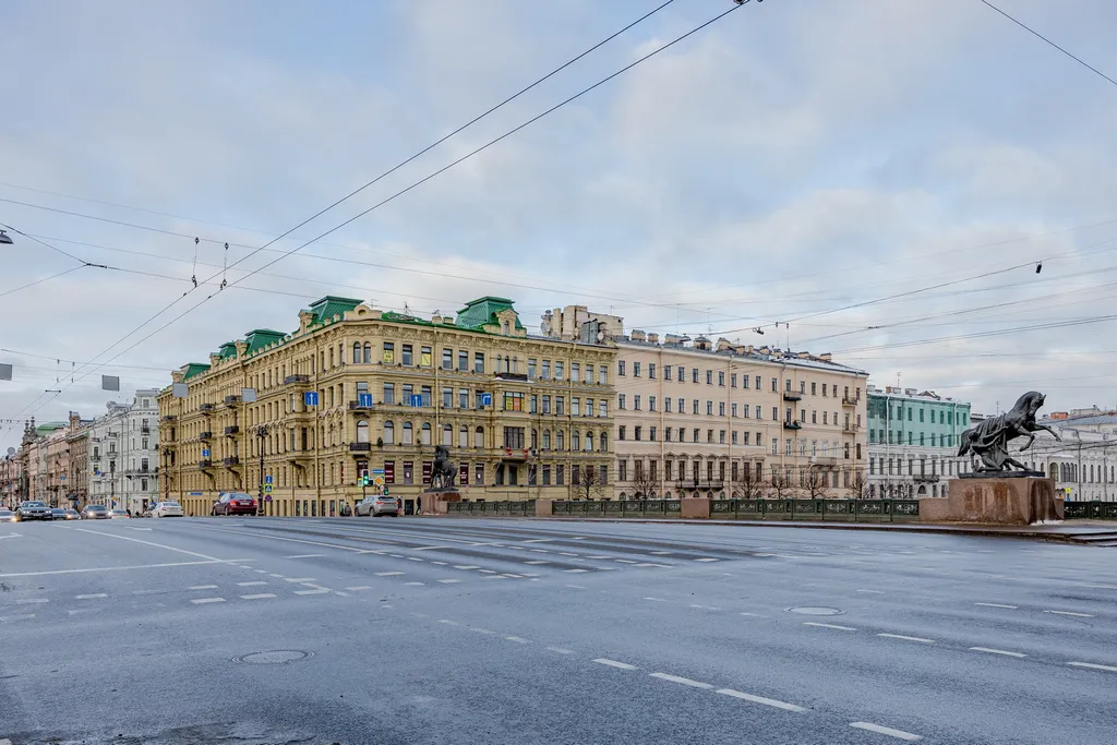 Квартира Апартаменты с 3 спальнями на Невском проспекте — Санкт-Петербург