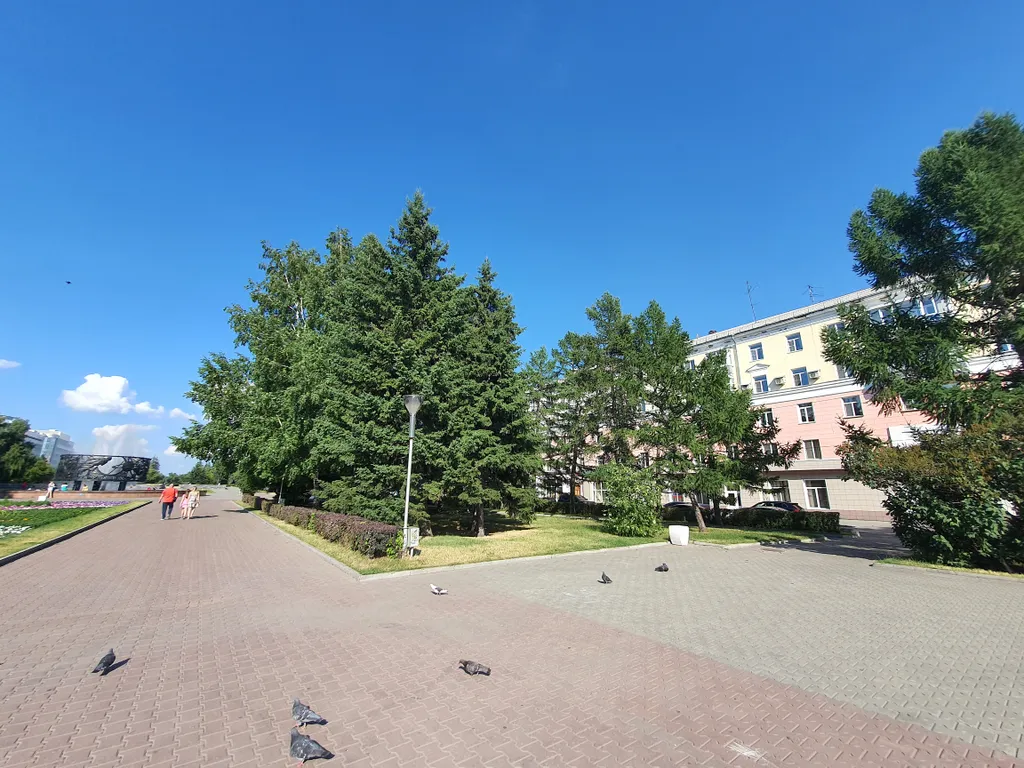 Просторная квартира в центре у сквера и фонтана на пл. Советов