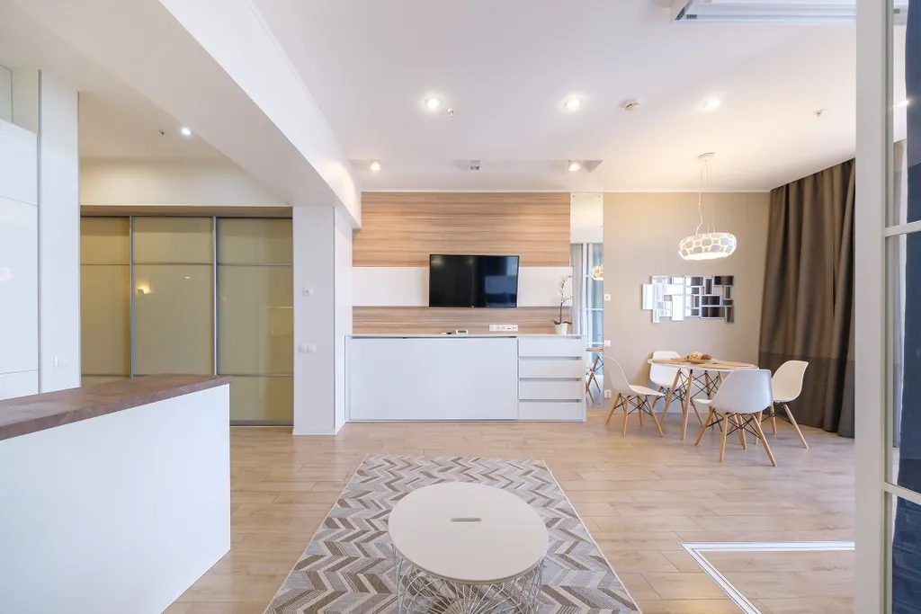 Стильная студия с видом на море