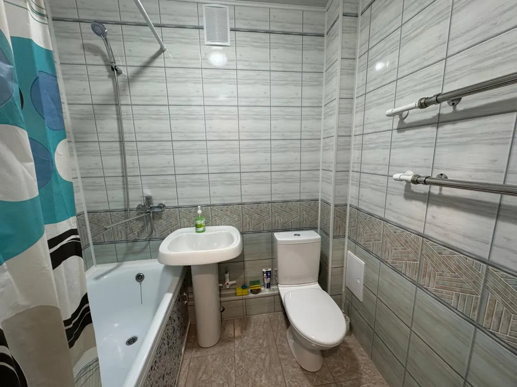 Большая евродвушка с свежим ремонтом и автономным отоплением