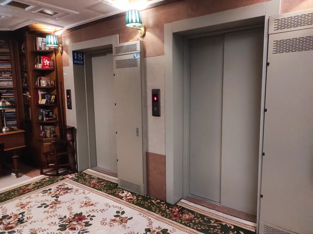 Большой пентхаус с бассейном