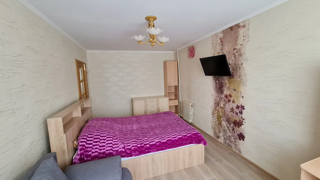 Уютная квартира на красной линии с балконом