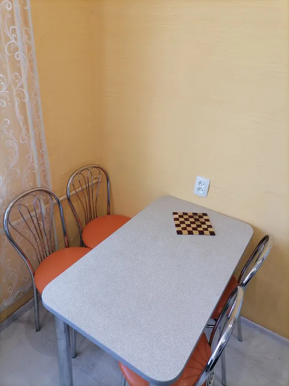 3-комнатная в самом центре города с 6 спальными местами на 11 человек