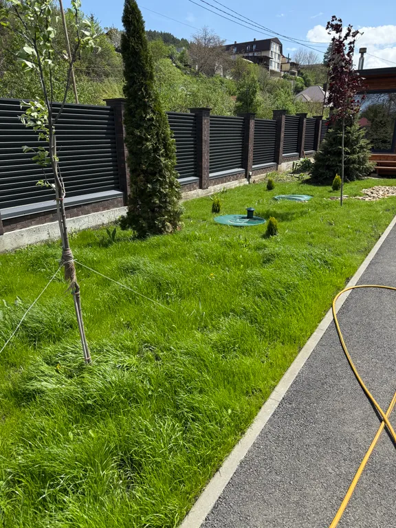 Коттедж в живописной части города с баней, мангалом и беседками