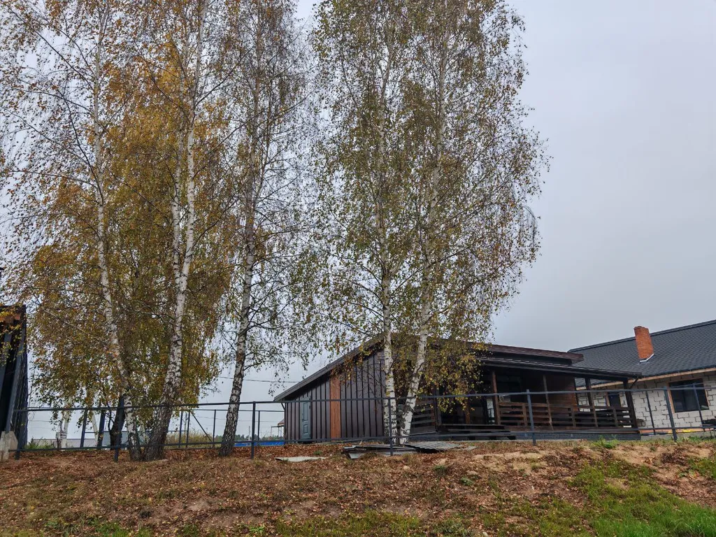 Просторный дом в живописном месте у реки, в 40 минутах от Москвы