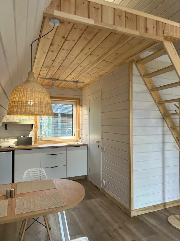 Комфортабельные домики А-фрейм на Байкале