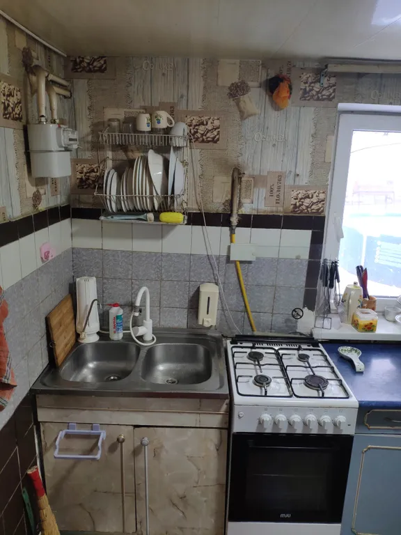 Комната в доме район црб, рынок