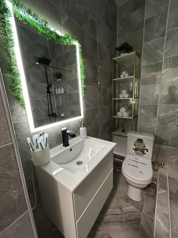 Новая, комфортная, уютная квартира в живописном районе города-курорта