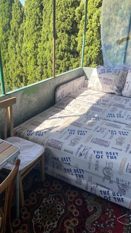 Студия с балконом с видом на море и горы