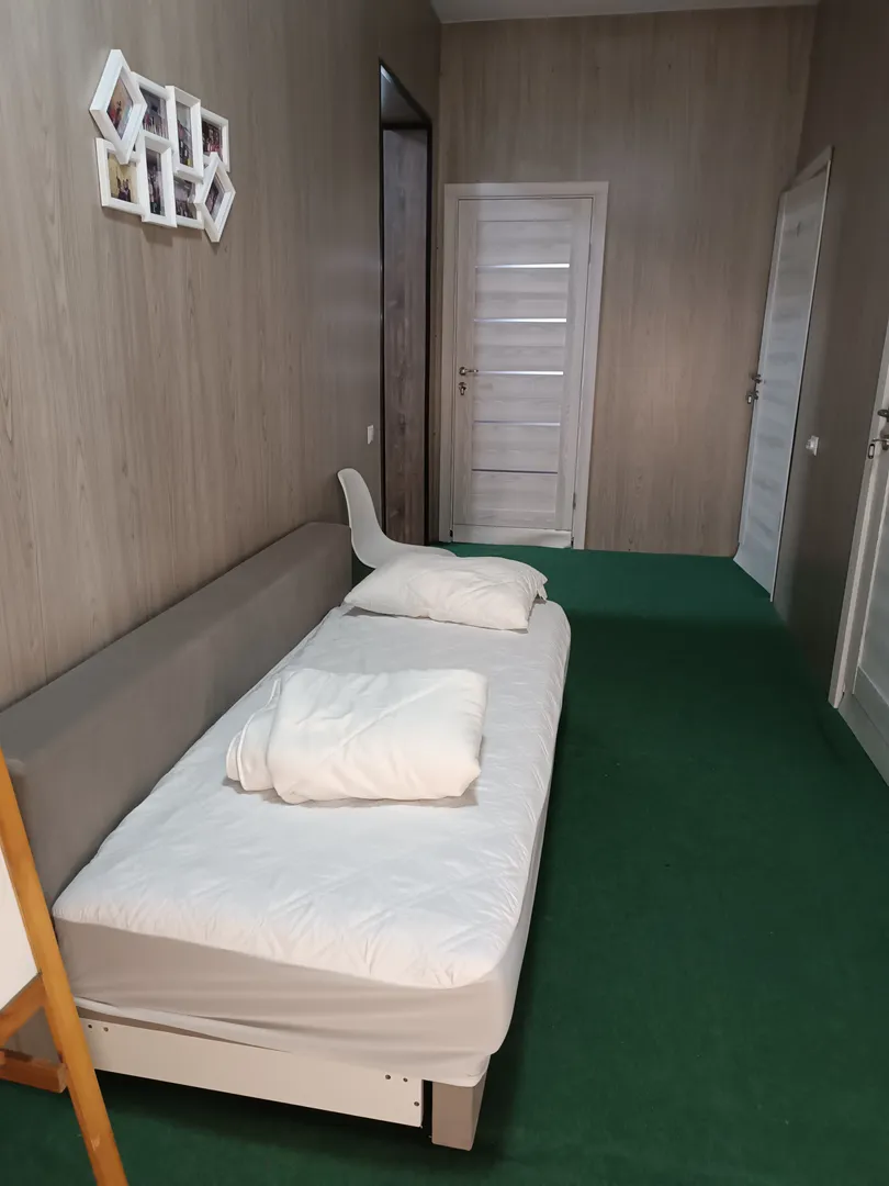 Спальное место  доп. 90*200 Спальное место  доп. 90*200