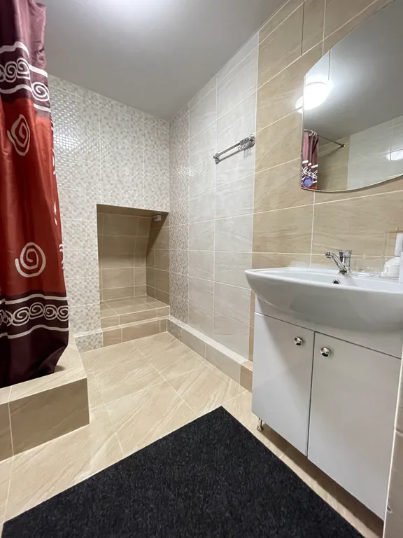 Уютная квартира в частном доме