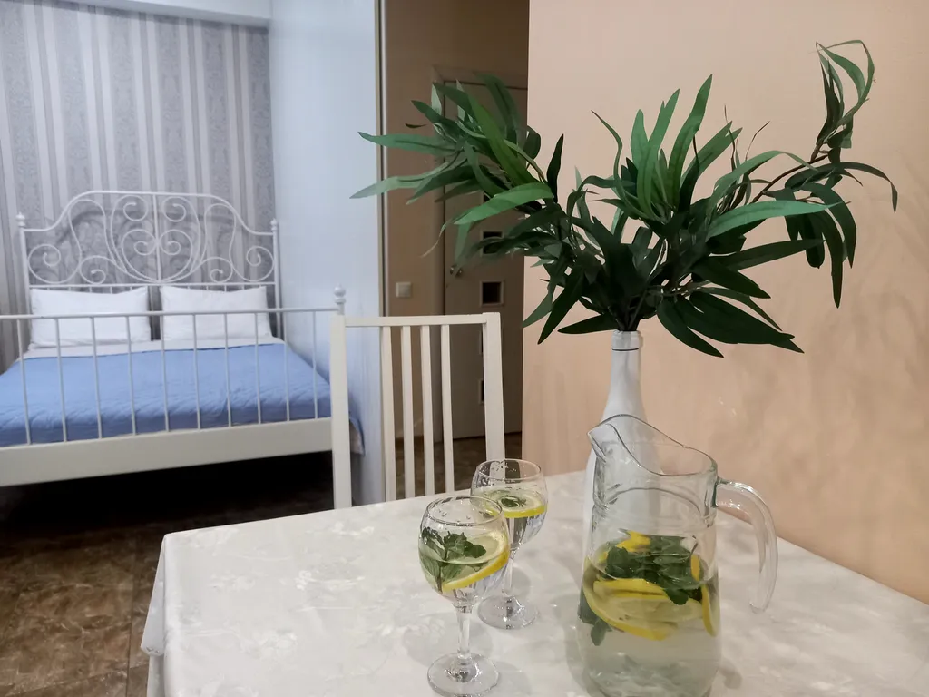 Квартира у моря с верандой — аренда посуточно в Сочи