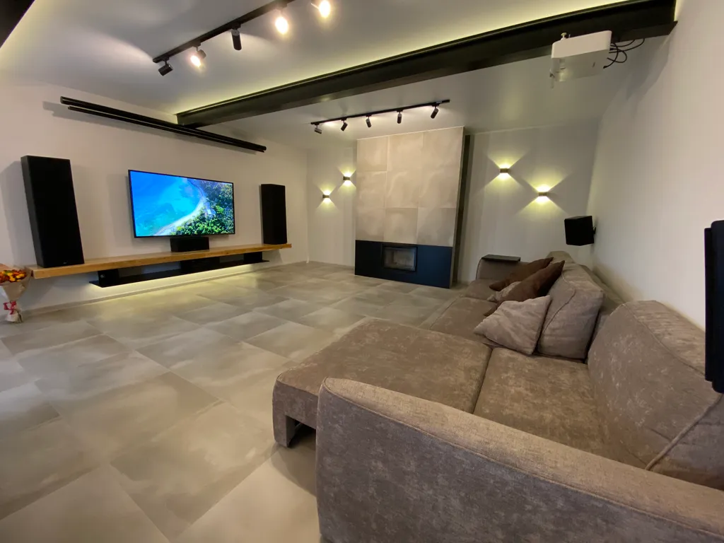 Коттедж Горный дом на семью из 8 человек