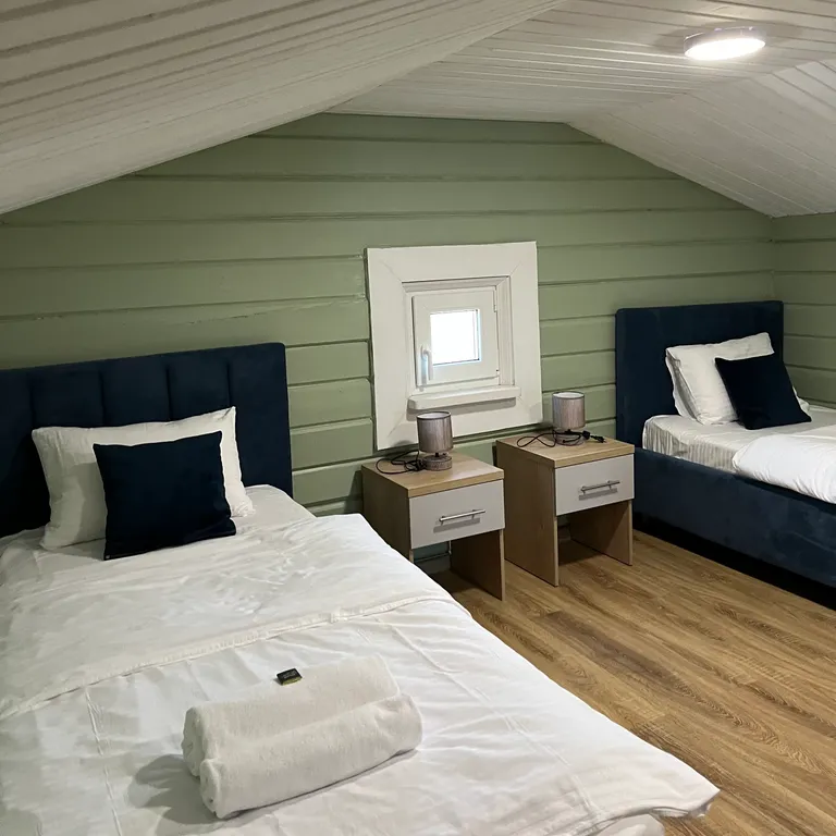 Isotalo - большой дом у озера в карелии, для большой компании