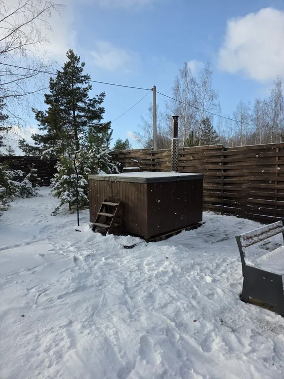 Уютный дом с панорамными окнами