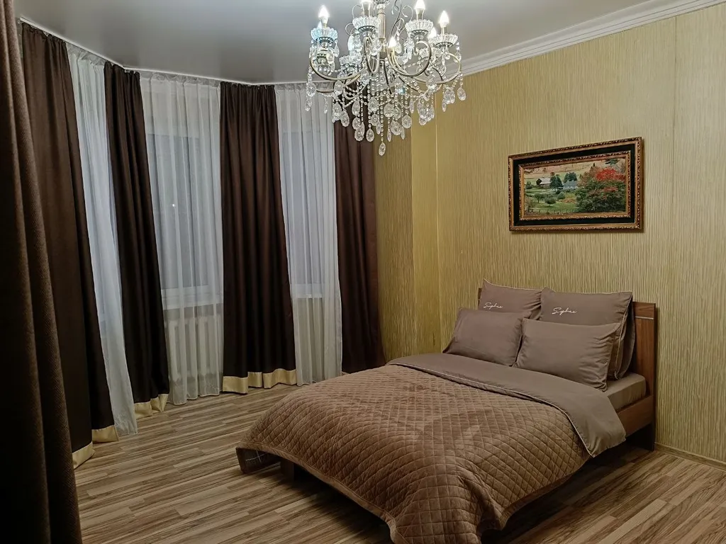 Двушка рядом с тц ярмарка и вокзалом