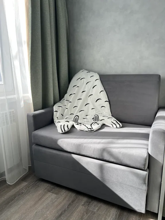 Солнечная 2 комнатная квартира в лучшем районе города